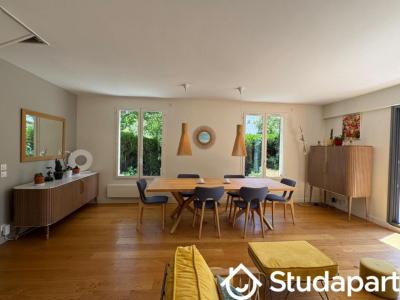 Louer Maison 196 m2 Saint-cloud