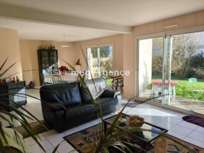 For sale Rennes 8 rooms 190 m2 Ille et vilaine (35700) photo 0