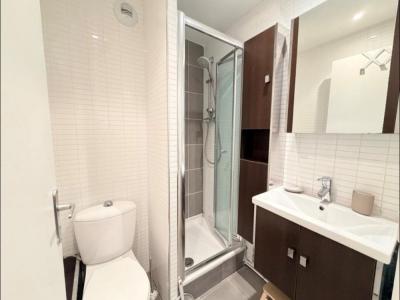 Louer Appartement Marseille-8eme-arrondissement Bouches du Rhone
