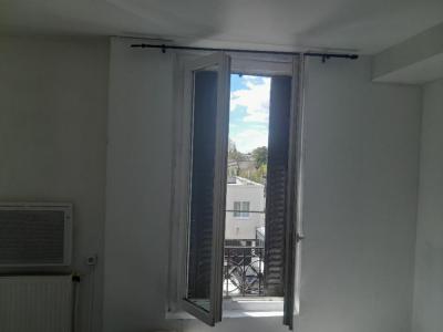 Louer Appartement Pierrefitte-sur-seine 780 euros
