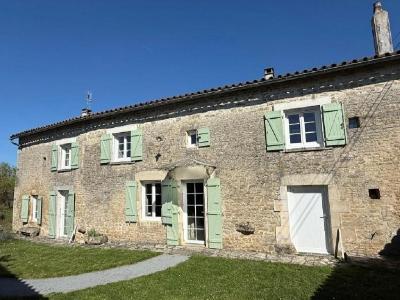 For sale 5 rooms 184 m2 Charente (16240) photo 0