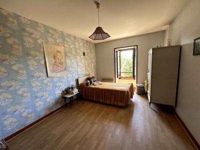 Acheter Maison Saint-georges-des-agouts 299000 euros