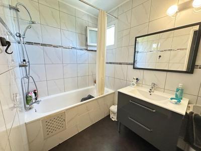 For sale Marseille-15eme-arrondissement 4 rooms 85 m2 Bouches du Rhone (13015) photo 3