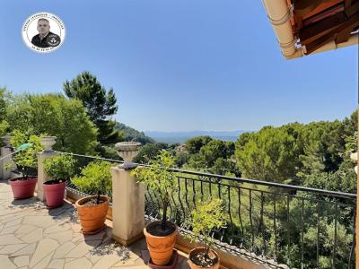 For sale Draguignan 7 rooms 207 m2 Var (83300) photo 2