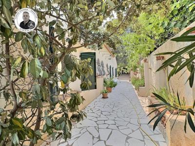 For sale Draguignan 7 rooms 207 m2 Var (83300) photo 3