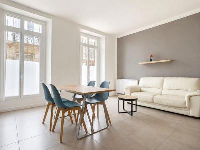 For sale Bordeaux 3 rooms 54 m2 Gironde (33000) photo 0
