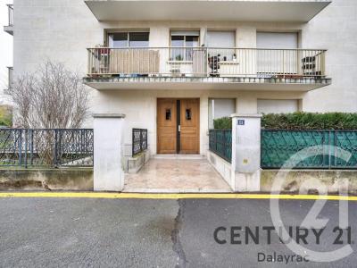For sale Fontenay-sous-bois 2 rooms 41 m2 Val de Marne (94120) photo 0