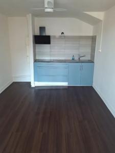 For rent Coutras 2 rooms 28 m2 Gironde (33230) photo 0