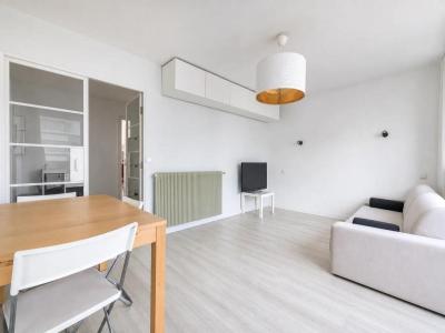 For sale Massy 3 rooms 54 m2 Essonne (91300) photo 2