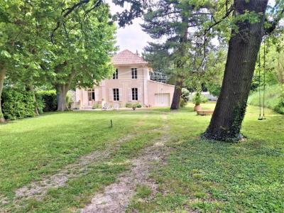 For sale 6 rooms 163 m2 Vaucluse (84700) photo 0