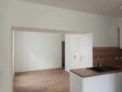 For sale Rochelle 3 rooms 53 m2 Charente maritime (17000) photo 0