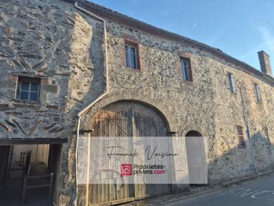 For sale Rochetrejoux 5 rooms 69 m2 Vendee (85510) photo 4