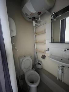 Louer Appartement Paris-17eme-arrondissement 528 euros