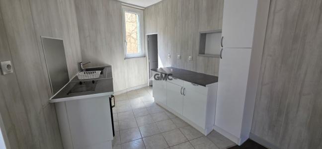 For rent Clermont-l'herault 2 rooms 41 m2 Herault (34800) photo 3