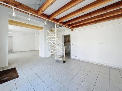 Louer Local commercial 100 m2 Razes