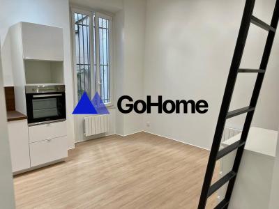 Louer Appartement 35 m2 Paris-10eme-arrondissement