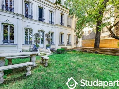 Louer Appartement 200 m2 Paris