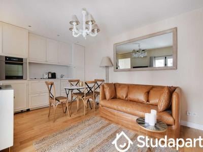For rent Paris-7eme-arrondissement 1 room 45 m2 Paris (75007) photo 0