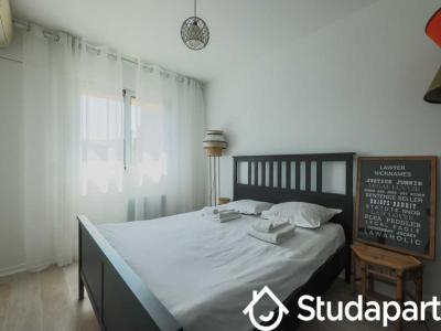 Louer Appartement 51 m2 Paris-16eme-arrondissement