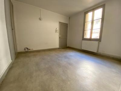 For rent Avignon 3 rooms 58 m2 Vaucluse (84000) photo 1