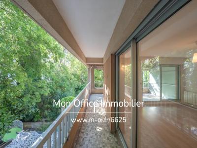 For sale Marseille-8eme-arrondissement 2 rooms 46 m2 Bouches du Rhone (13008) photo 1