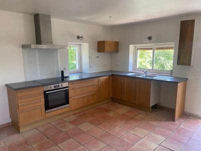 For rent 2 rooms 117 m2 Gard (30960) photo 2