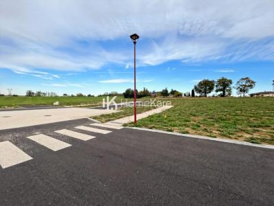 Acheter Terrain 1087 m2 Isle-jourdain