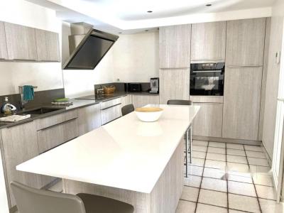 For sale Vitrolles 5 rooms 150 m2 Bouches du Rhone (13127) photo 2