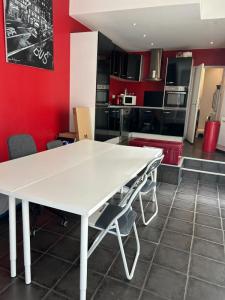 For sale Clermont-ferrand 4 rooms 79 m2 Puy de dome (63000) photo 0