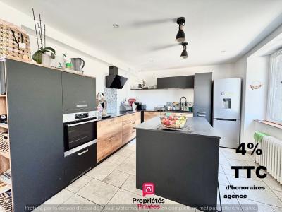 For sale Kernilis 4 rooms 114 m2 Finistere (29260) photo 0