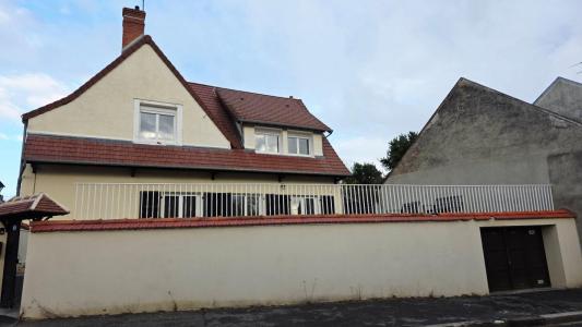 For sale Mehun-sur-yevre 3 rooms 91 m2 Cher (18500) photo 0