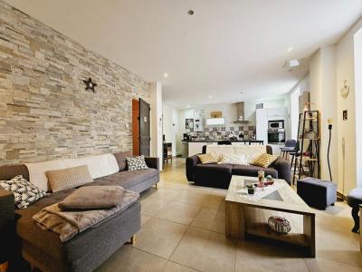 For sale Bourges 5 rooms 88 m2 Cher (18000) photo 2
