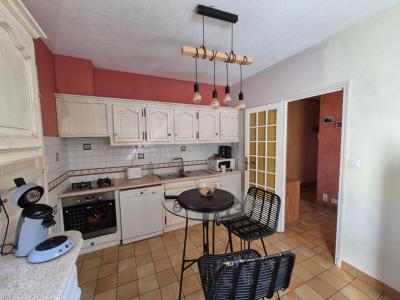 For sale Tulle 6 rooms 140 m2 Correze (19000) photo 2