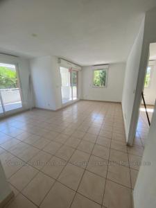 For sale Fuveau 2 rooms 52 m2 Bouches du Rhone (13710) photo 2