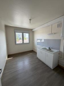 For rent Troyes 2 rooms 73 m2 Aube (10000) photo 4