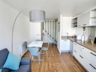 For rent Bordeaux 2 rooms 47 m2 Gironde (33000) photo 1