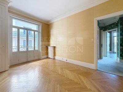 Acheter Appartement 136 m2 Lyon-6eme-arrondissement