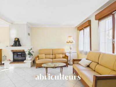 Acheter Maison Versailles 849990 euros