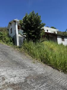 For sale Carbet 3 rooms 210 m2 Martinique (97221) photo 0