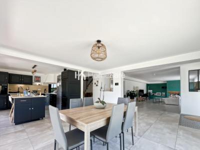 For sale Escalquens 6 rooms 210 m2 Haute garonne (31750) photo 4