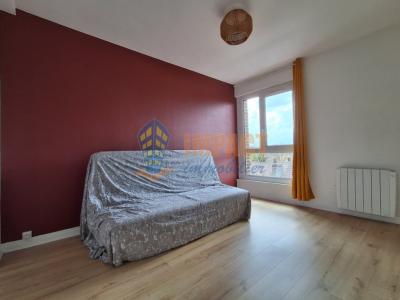 For sale Lille 3 rooms 56 m2 Nord (59000) photo 2