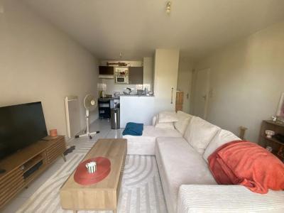 For rent Roche-sur-yon 2 rooms 35 m2 Vendee (85000) photo 0