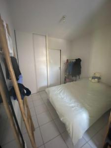 For rent Roche-sur-yon 2 rooms 35 m2 Vendee (85000) photo 2