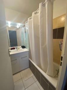 For rent Roche-sur-yon 2 rooms 35 m2 Vendee (85000) photo 3