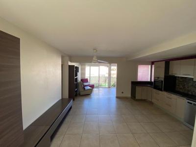 For sale On-saint-leu 3 rooms 71 m2 Reunion (97436) photo 2