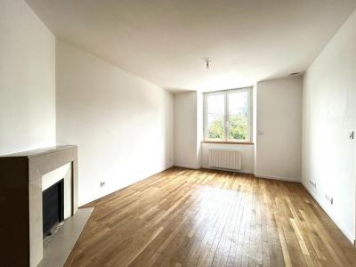 Louer Appartement 64 m2 Montfort-sur-meu