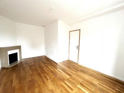 Louer Appartement Montfort-sur-meu 610 euros