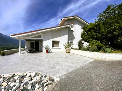 For sale Pierre 7 rooms 143 m2 Isere (38570) photo 2