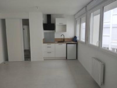 For rent Laval 1 room 32 m2 Mayenne (53000) photo 0
