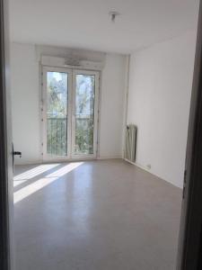 For rent Saint-andre-les-vergers 3 rooms 69 m2 Aube (10120) photo 0